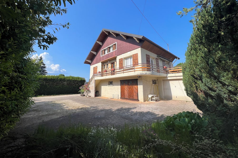 Photo of Outdoor in Champagne-en-Valromey