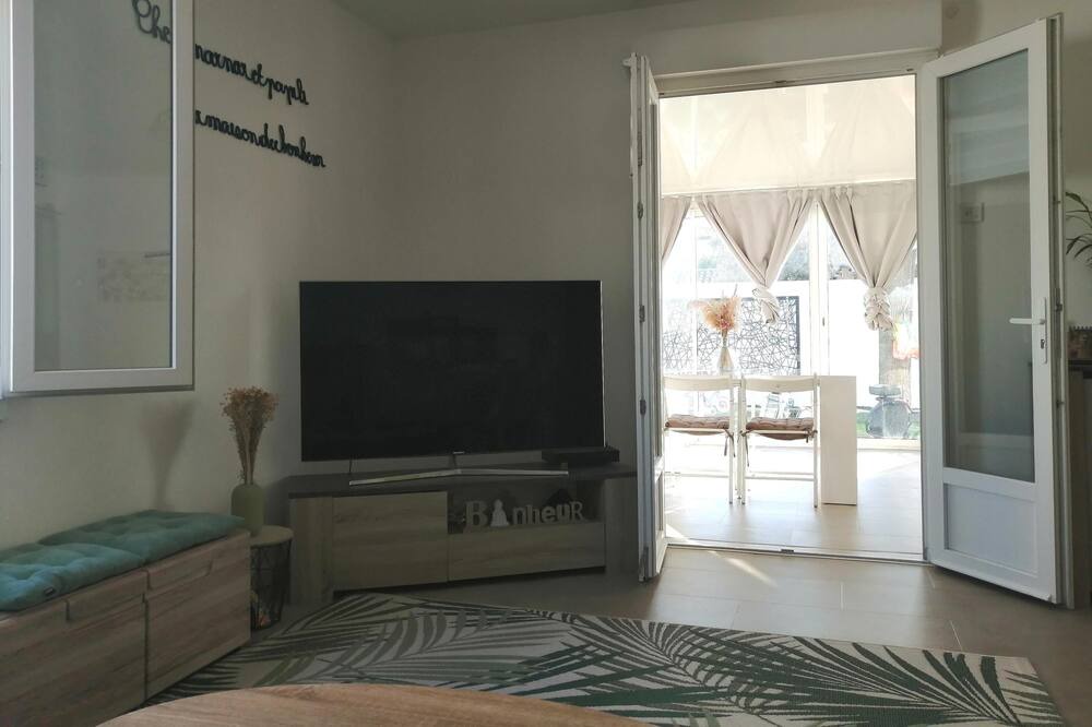 Photo of Livingroom in Marguerittes
