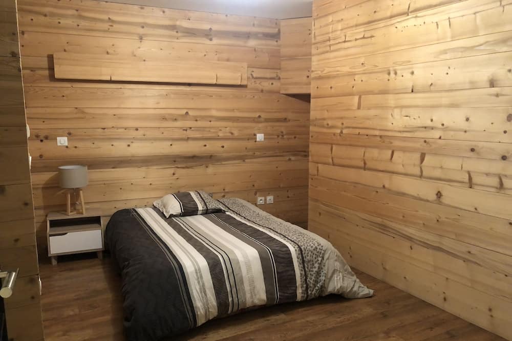 Photo of Bedroom in Arenthon
