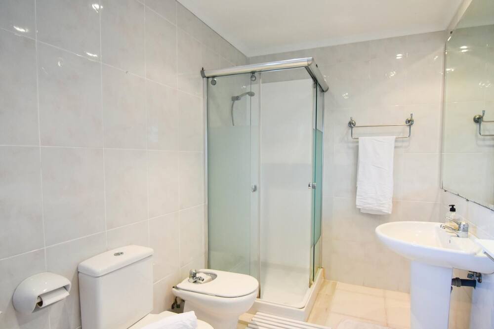 Photo of Bathroom in Gama