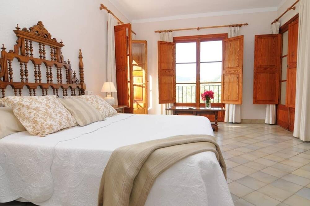 Photo of Bedroom in Esporles
