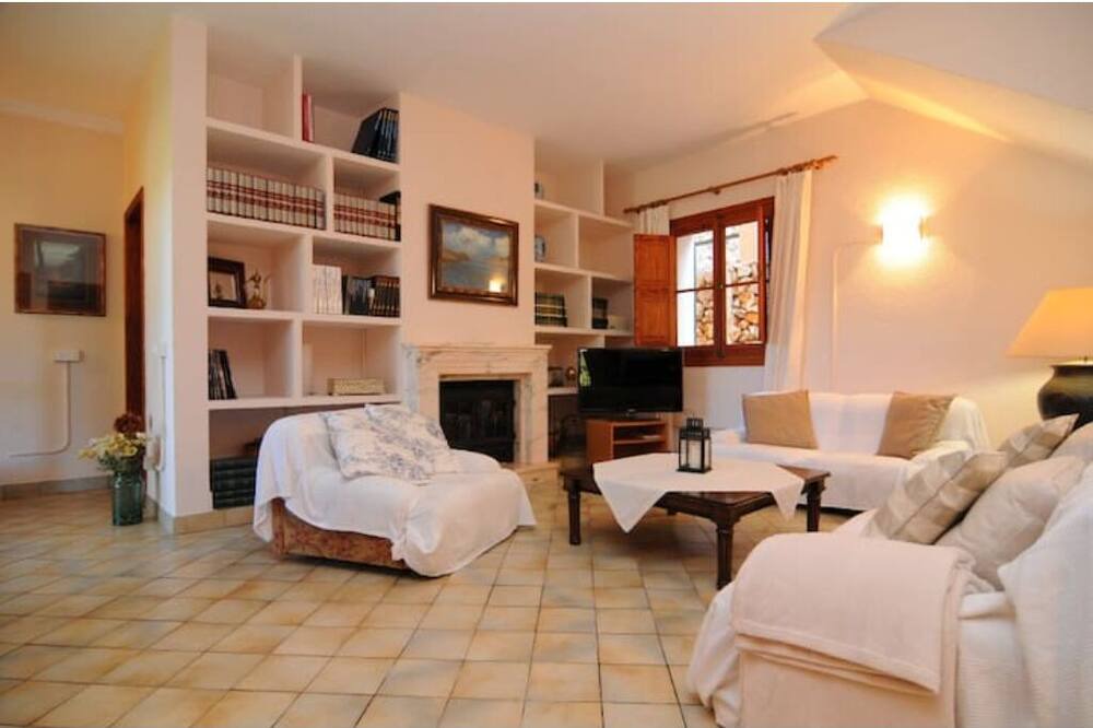 Photo of Livingroom in Esporles