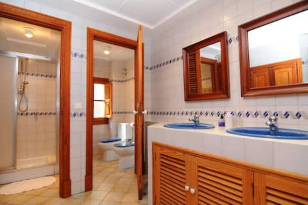 Photo of Bathroom in Esporles