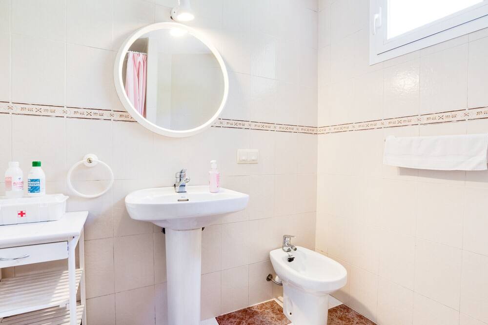 Photo of Bathroom in Crestatx