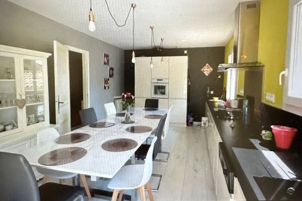 Photo of Kitchen in Saint-Paulet-de-Caisson