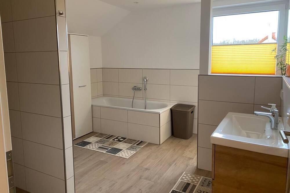 Photo of Bathroom in Luder