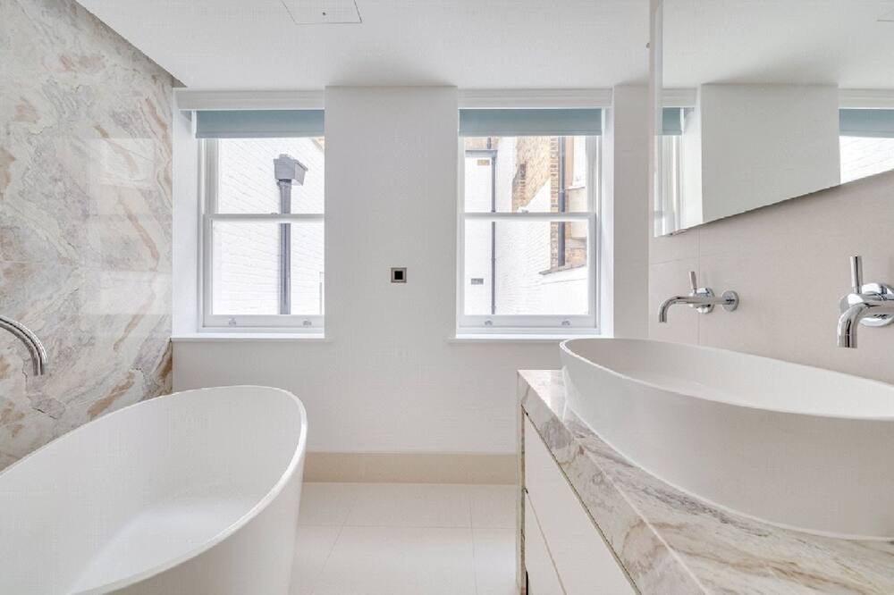 Photo of Bathroom in Sachsenhausen