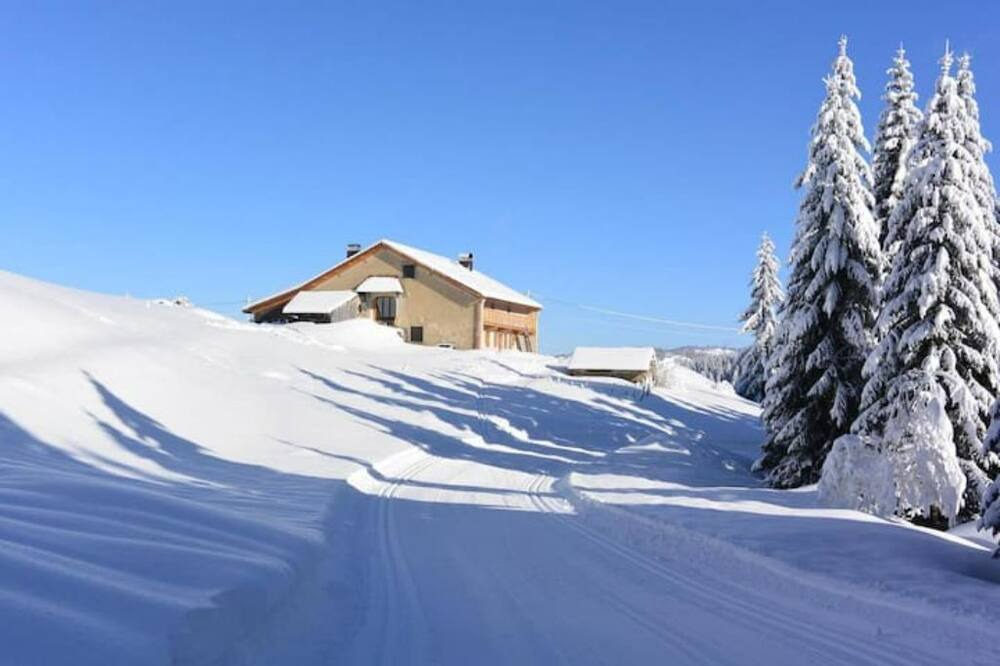Photo of Outdoor in Les Moussieres