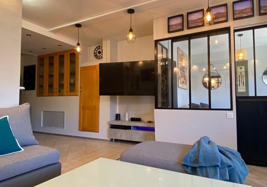Photo of Livingroom in Endoume