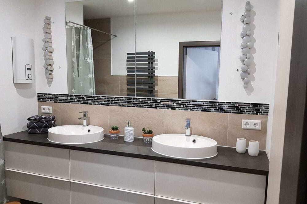 Photo of Bathroom in Osterburg