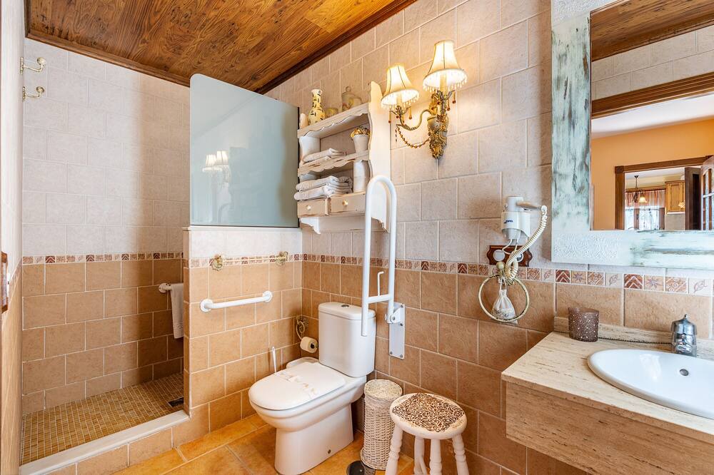 Photo of Bathroom in La Zubia
