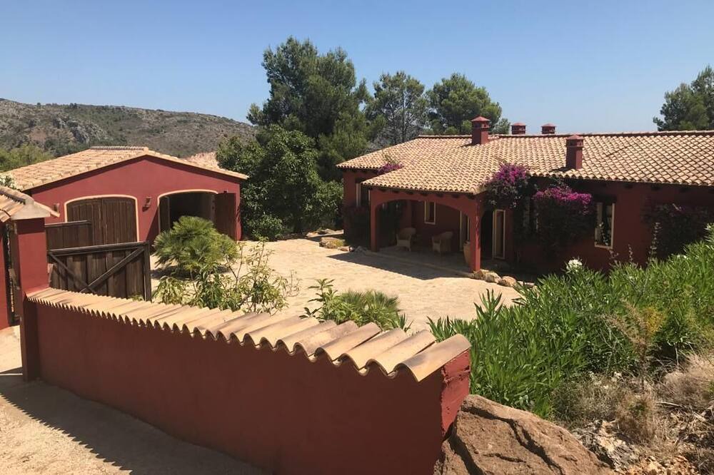Photo of Outdoor in Adsubia