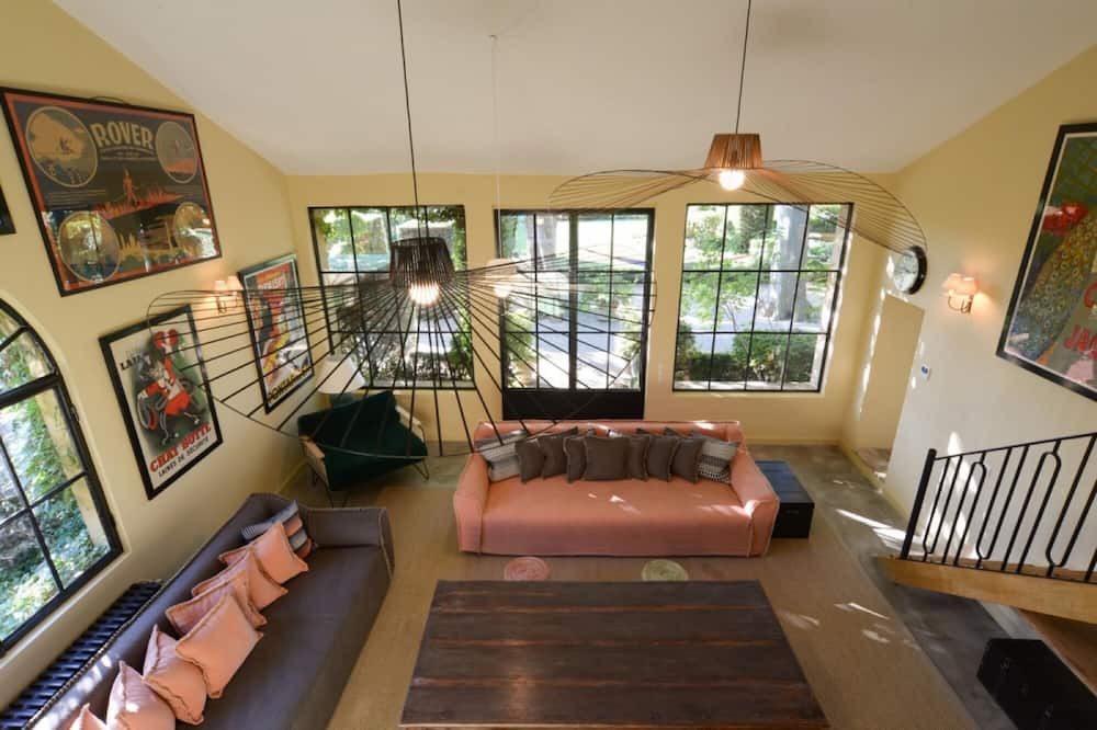 Photo of Livingroom in Noves
