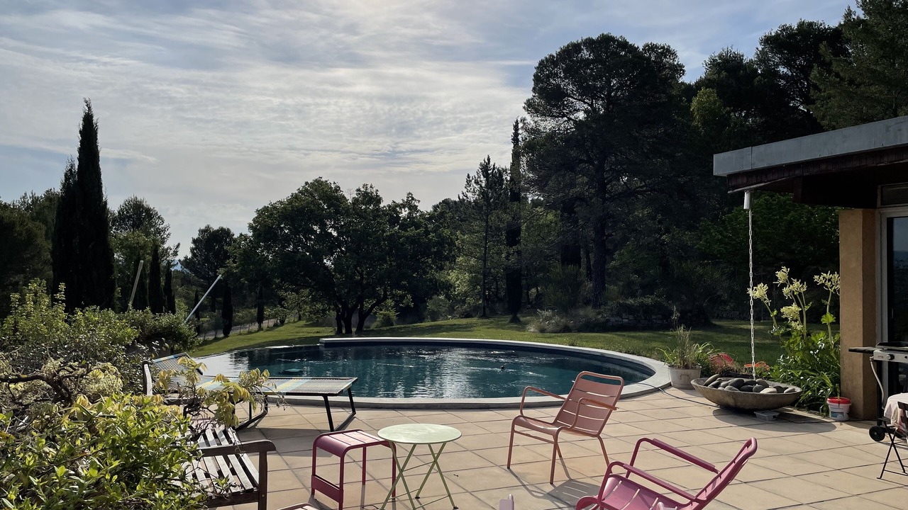 Photo of Outdoor in Le Puy-Sainte-Reparade