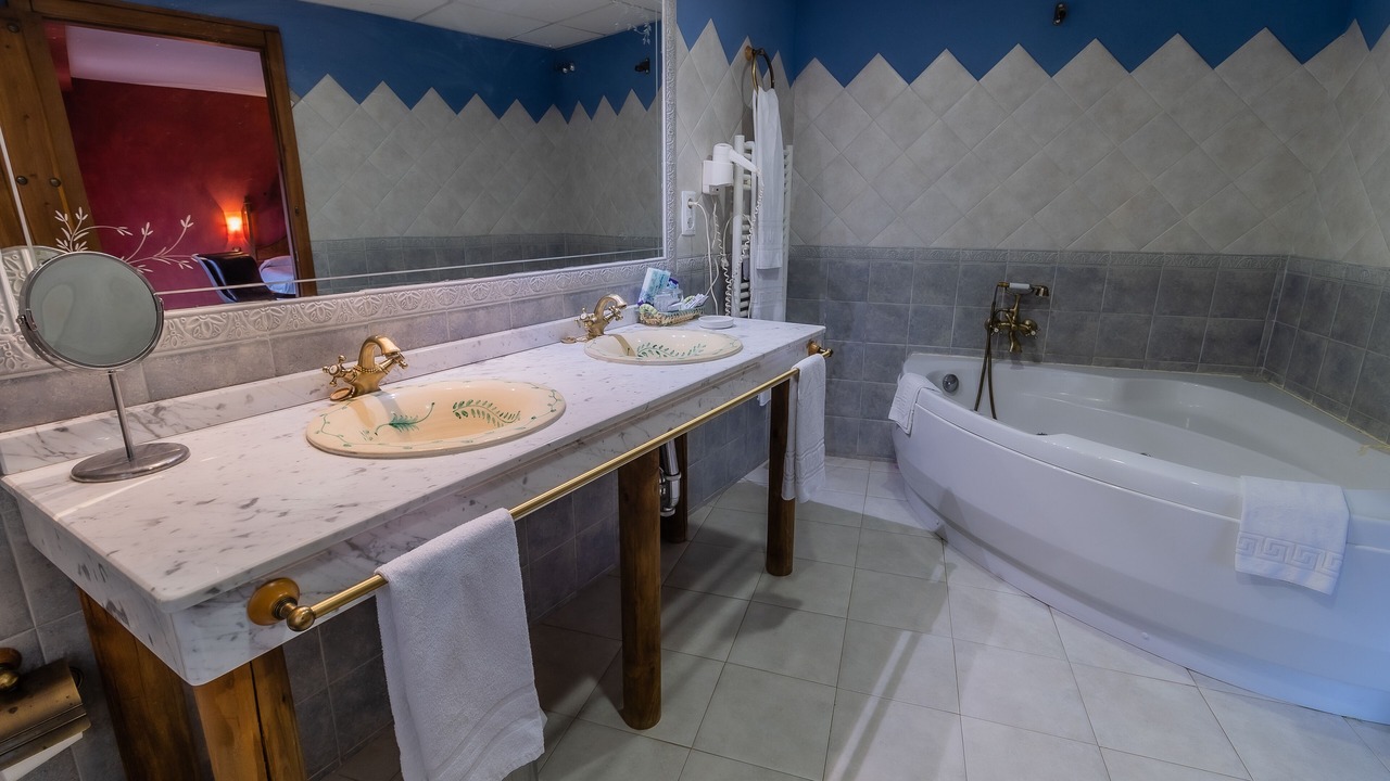 Photo of Bathroom in Plasenzuela