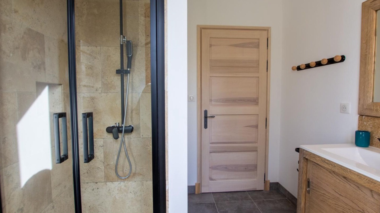 Photo of Bathroom in Auriac-du-Perigord