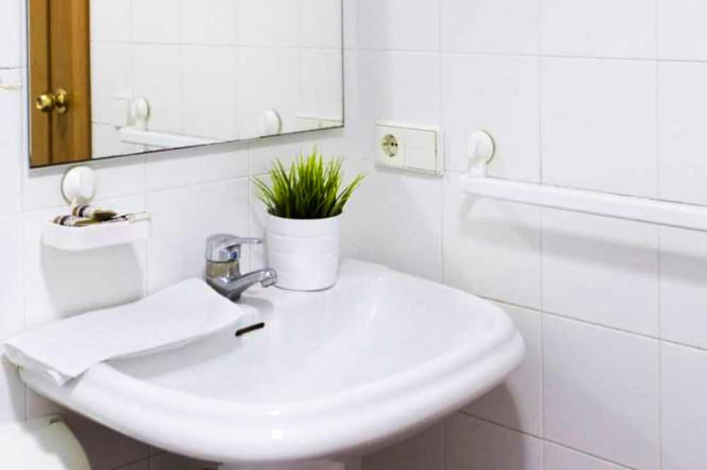 Photo of Bathroom in Valencia City Centre