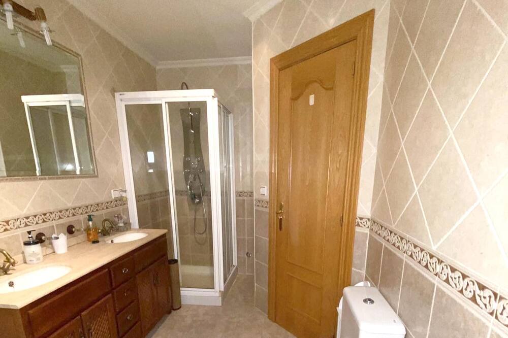 Photo of Bathroom in Palazuelos de Eresma