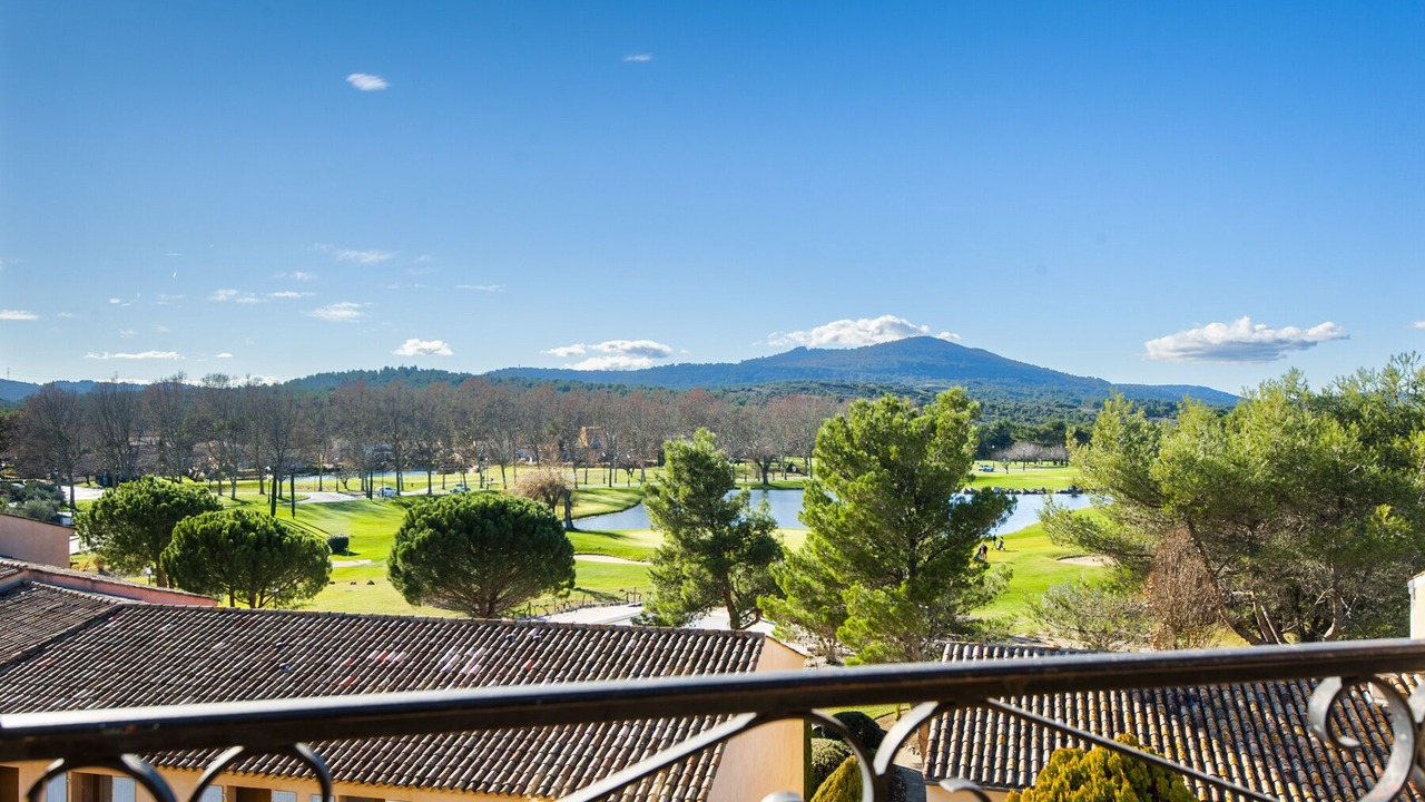 Photo of Outdoor in Pont Royal