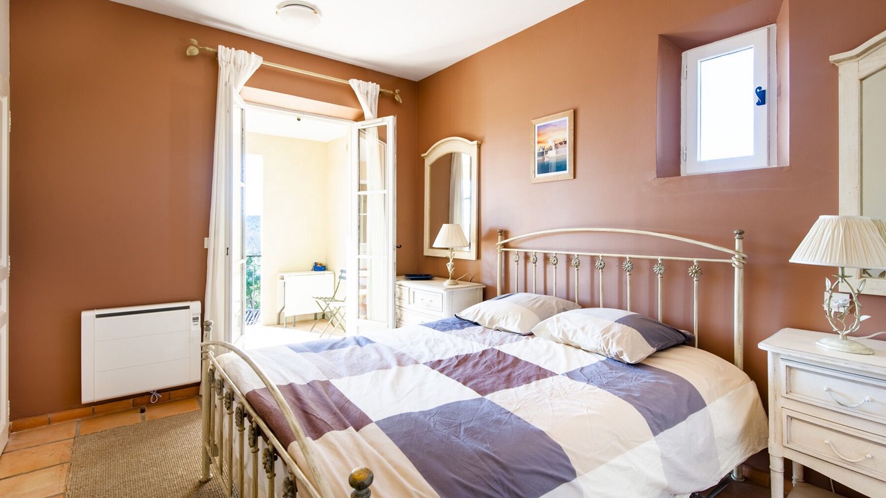 Photo of Bedroom in Pont Royal
