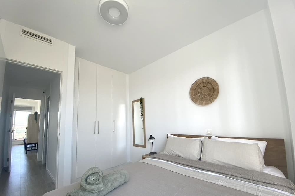 Photo of Bedroom in New Golden Mile
