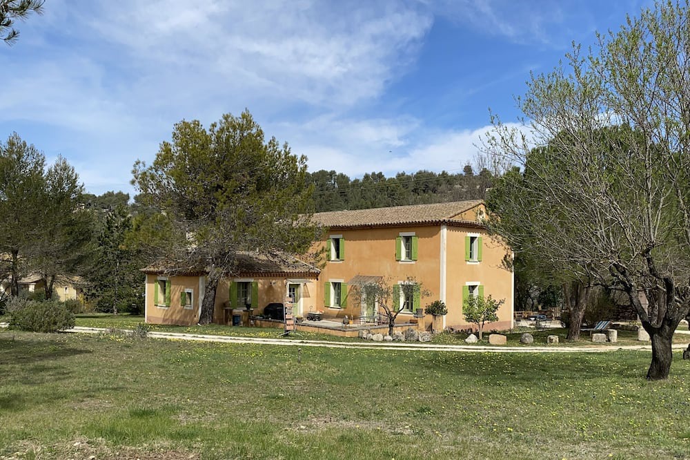 Photo of Outdoor in Menerbes