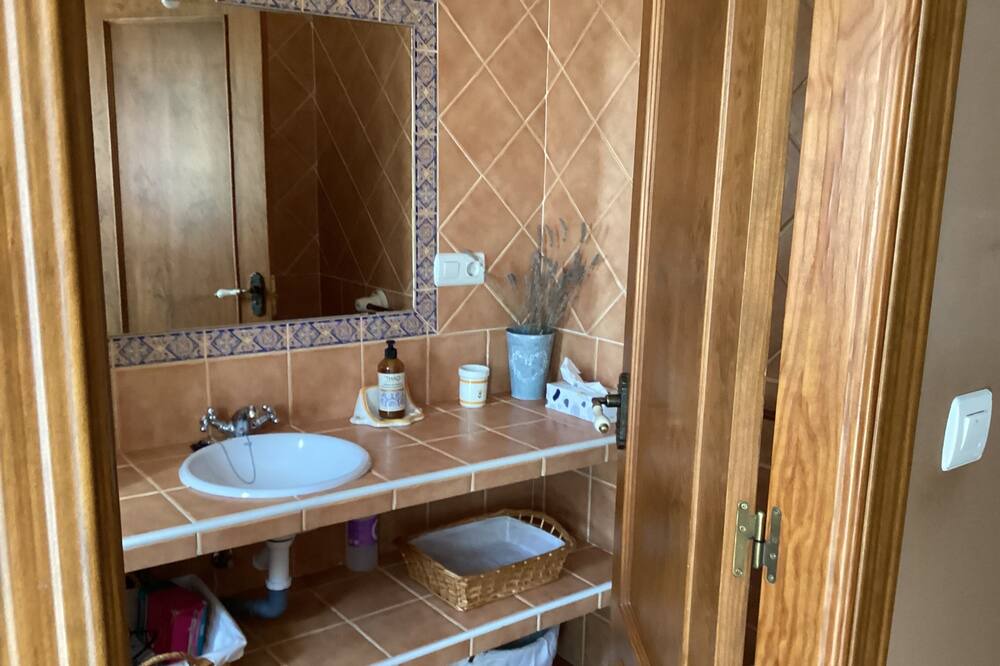 Photo of Bathroom in Pago de San Clemente