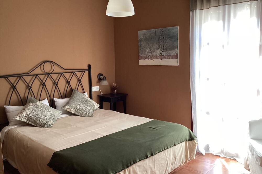 Photo of Bedroom in Pago de San Clemente