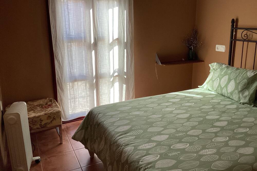 Photo of Bedroom in Pago de San Clemente
