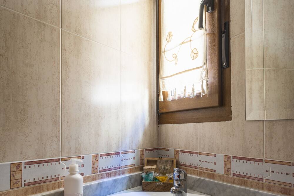 Photo of Bathroom in Grajera