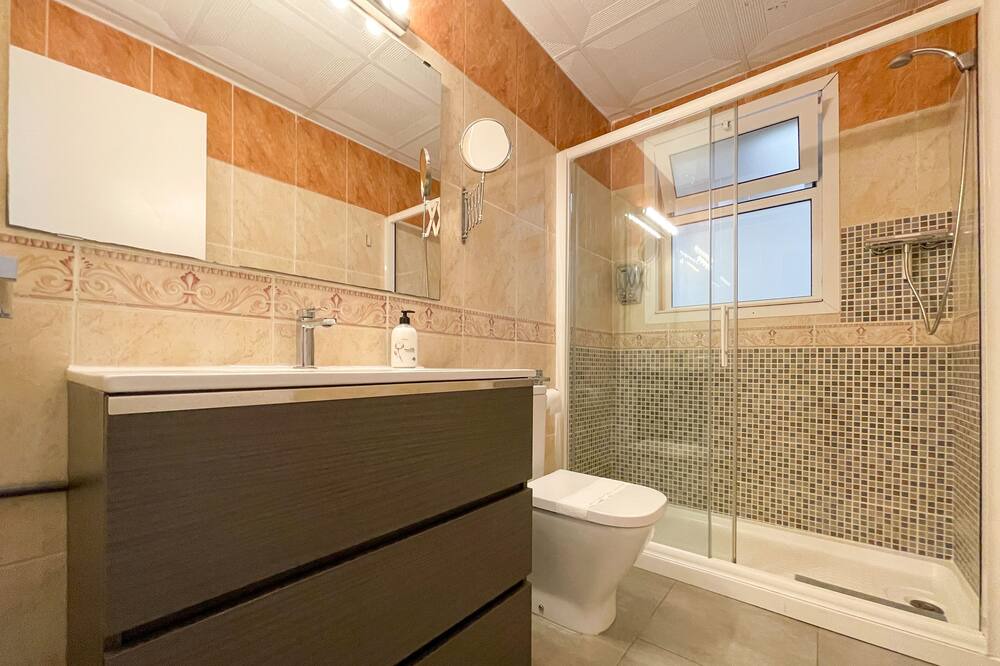 Photo of Bathroom in El Port
