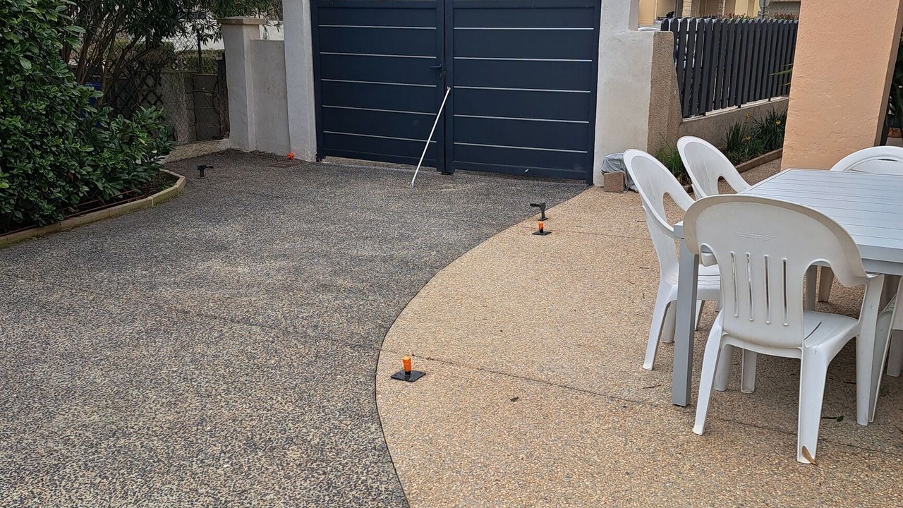 Photo of Outdoor in Garons