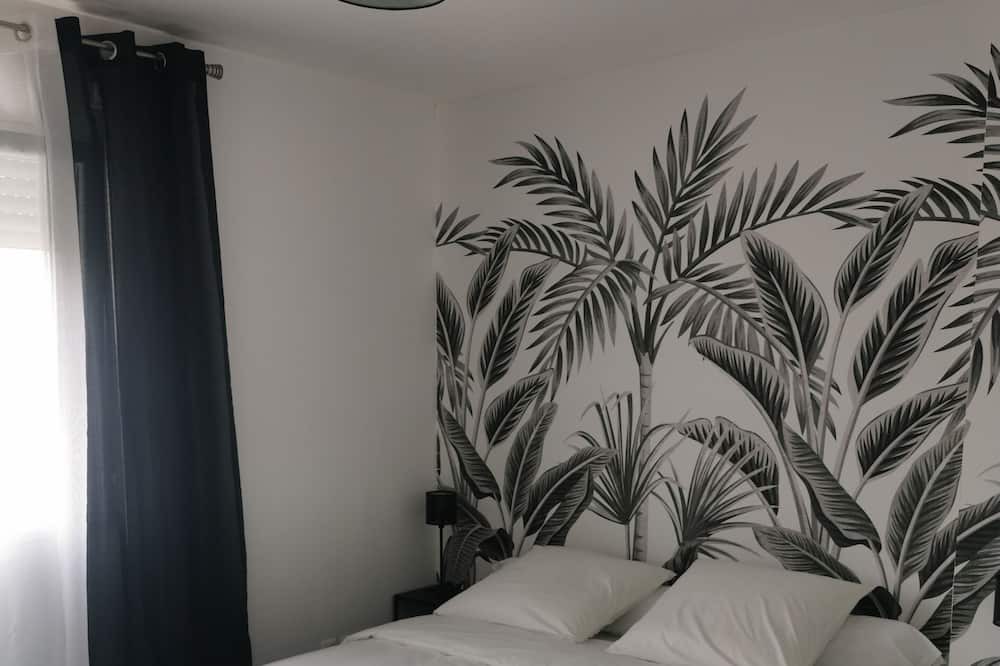 Photo of Bedroom in Morieres-les-Avignon