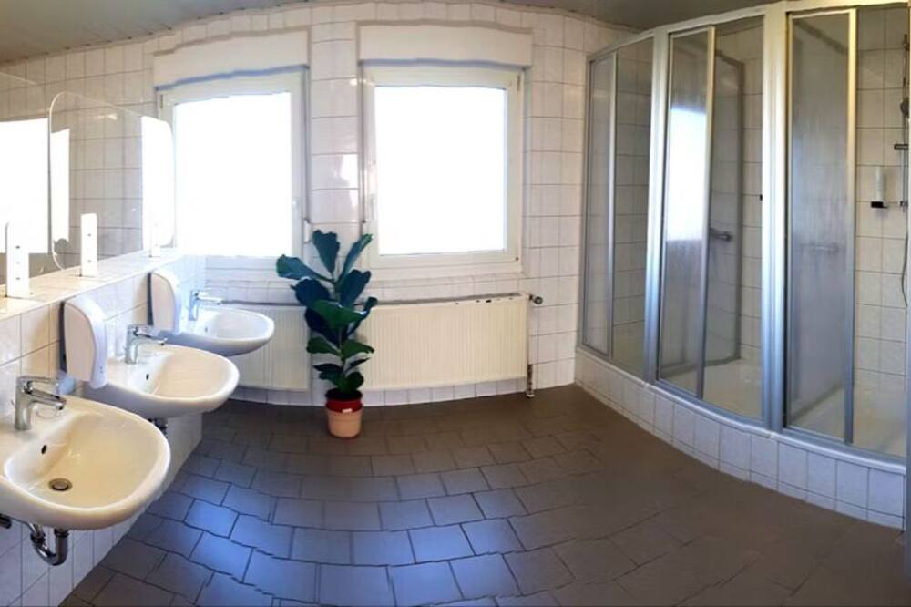 Photo of Bathroom in Colbitz