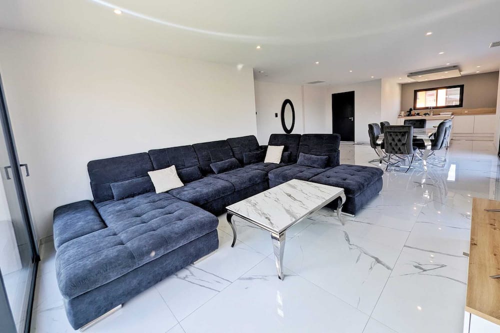 Photo of Livingroom in Saint-Jean-Lasseille