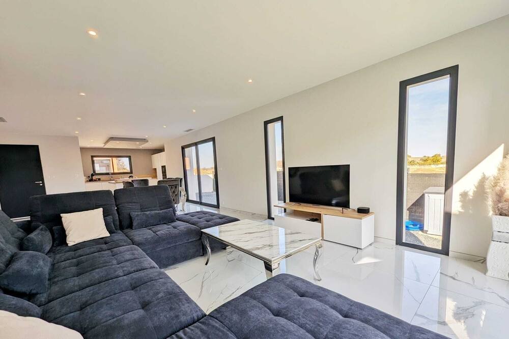 Photo of Livingroom in Saint-Jean-Lasseille