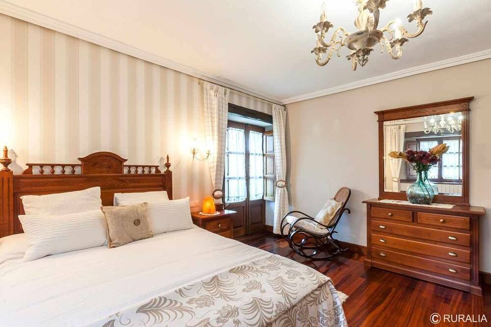 Photo of Bedroom in Orena