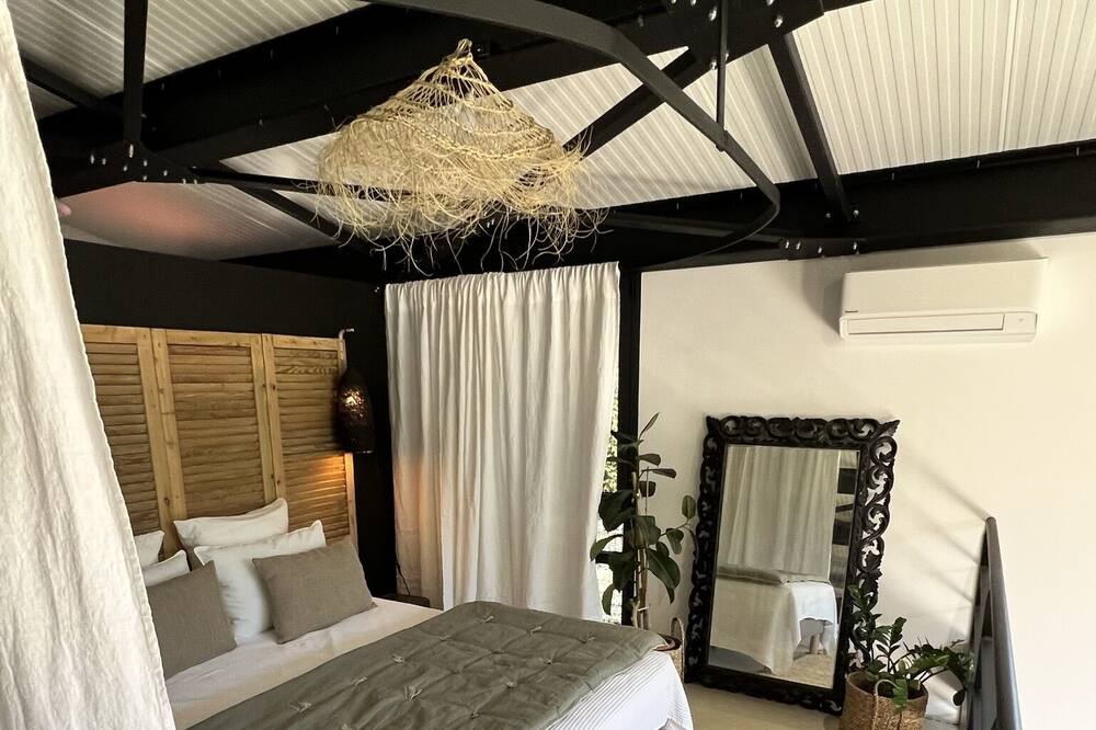 Photo of Bedroom in Cadereau