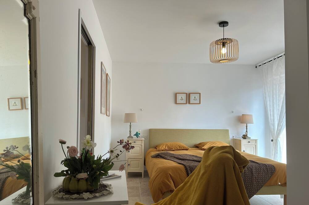 Photo of Bedroom in Castillon-du-Gard