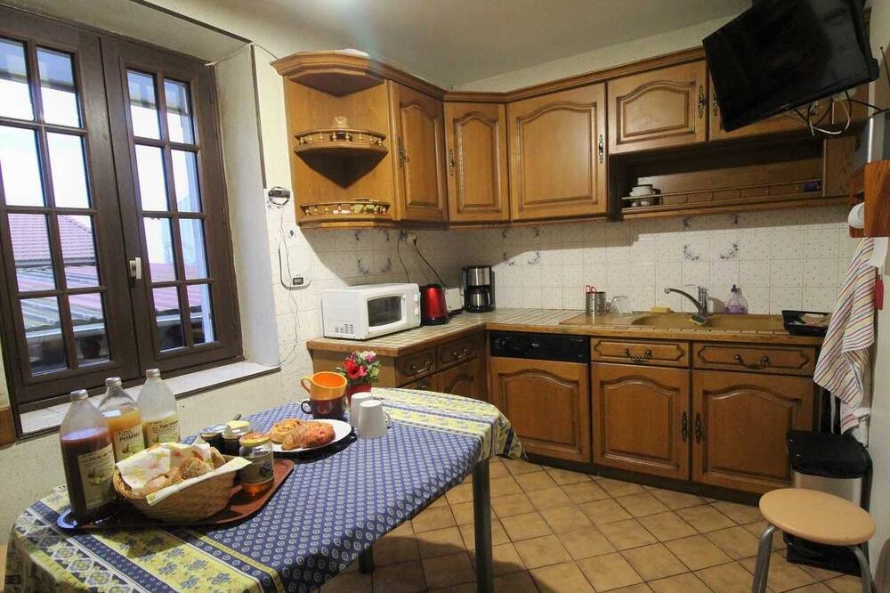 Photo of Kitchen in Saint-Laurent-d'Agny
