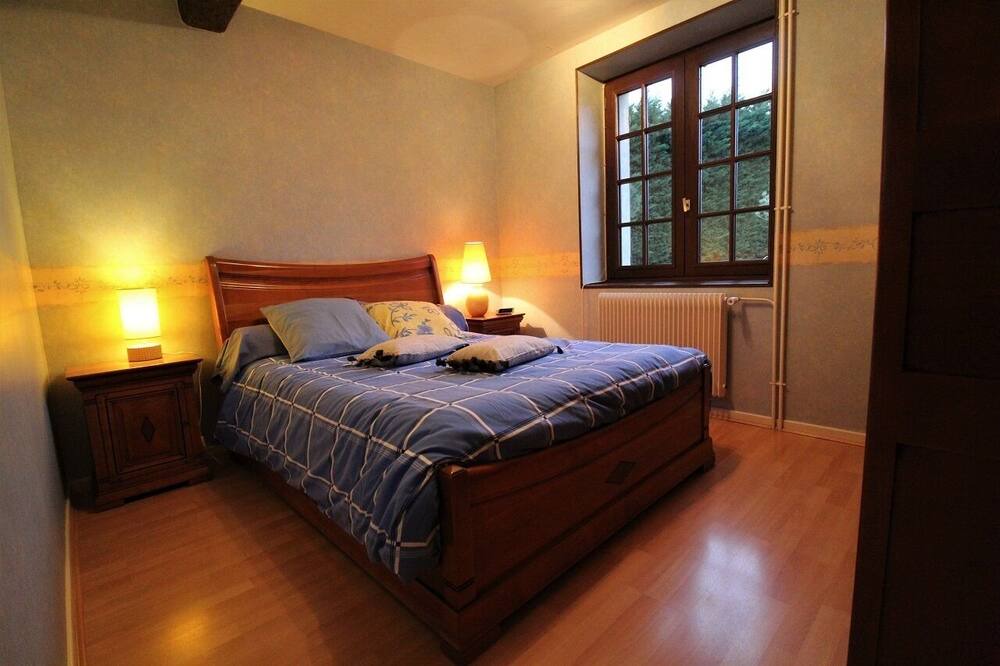 Photo of Bedroom in Saint-Laurent-d'Agny
