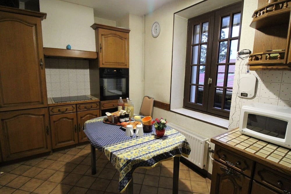 Photo of Kitchen in Saint-Laurent-d'Agny