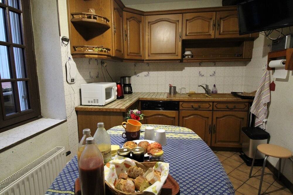 Photo of Kitchen in Saint-Laurent-d'Agny