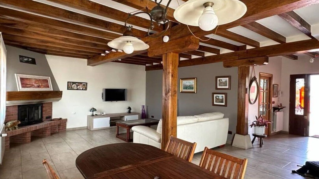Photo of Livingroom in Mompia