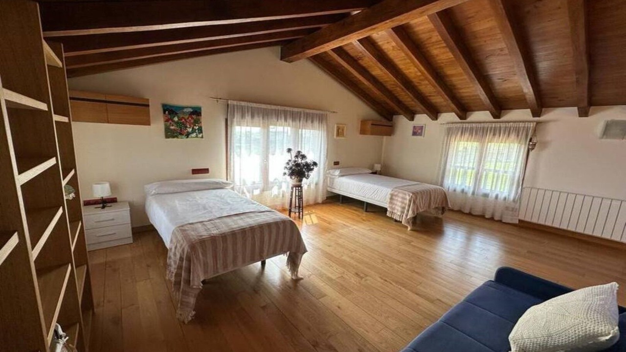 Photo of Bedroom in Mompia