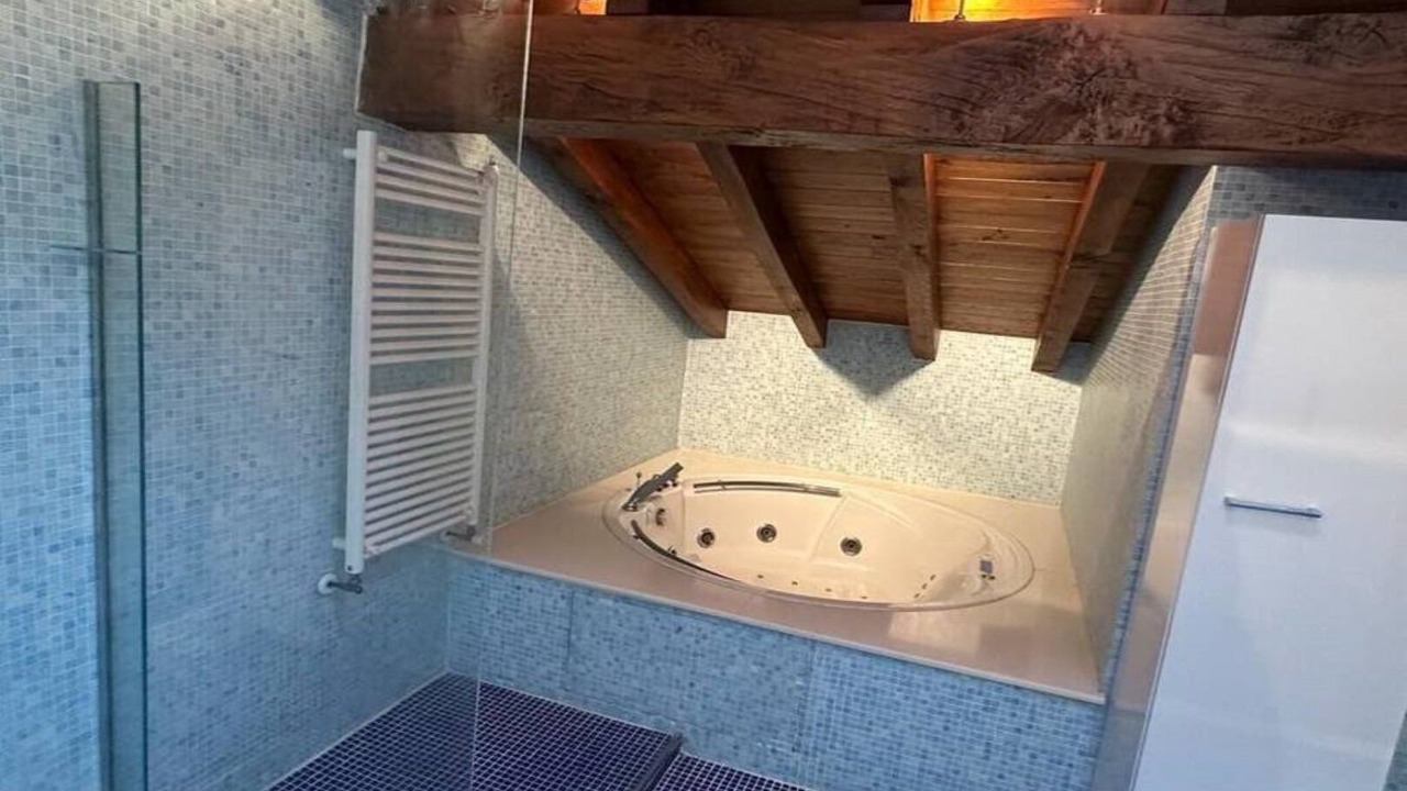 Photo of Bathroom in Mompia