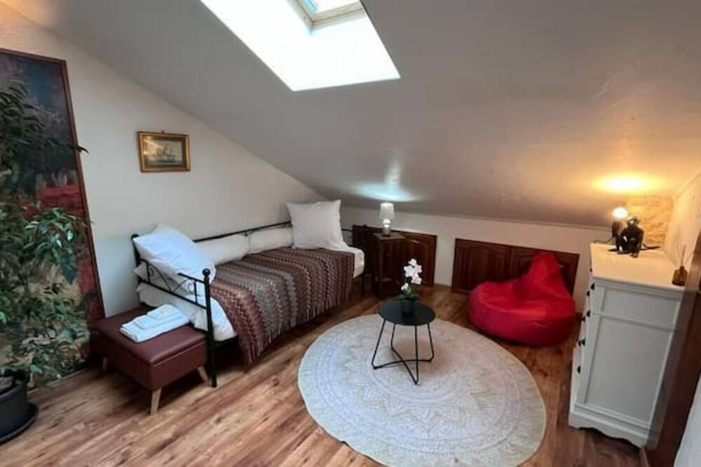 Photo of Bedroom in Brenod
