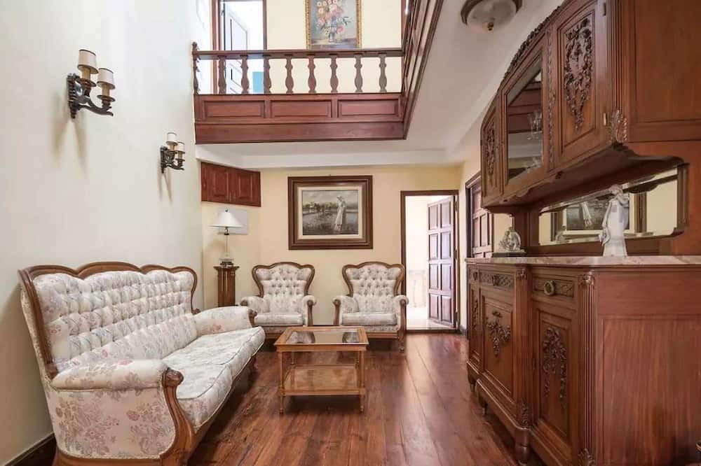 Photo of Livingroom in Historical Center