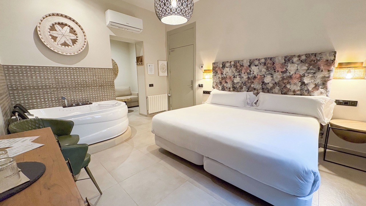 Photo of Bedroom in Badajoz Old Town
