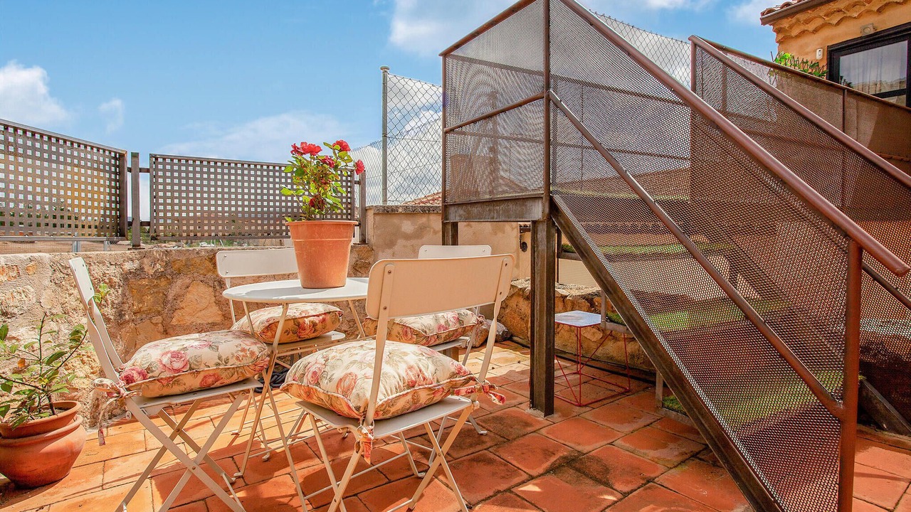 Photo of Outdoor in Imon
